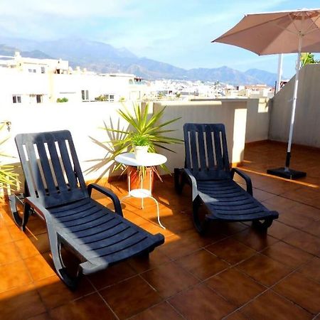 Atico Fresco Y Luminoso Con Aparcamiento Privado Apartman Nerja Kültér fotó