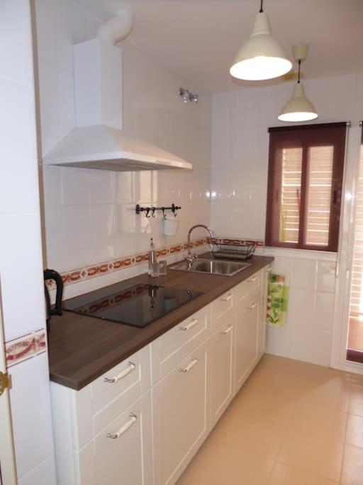 Atico Fresco Y Luminoso Con Aparcamiento Privado Apartman Nerja Kültér fotó
