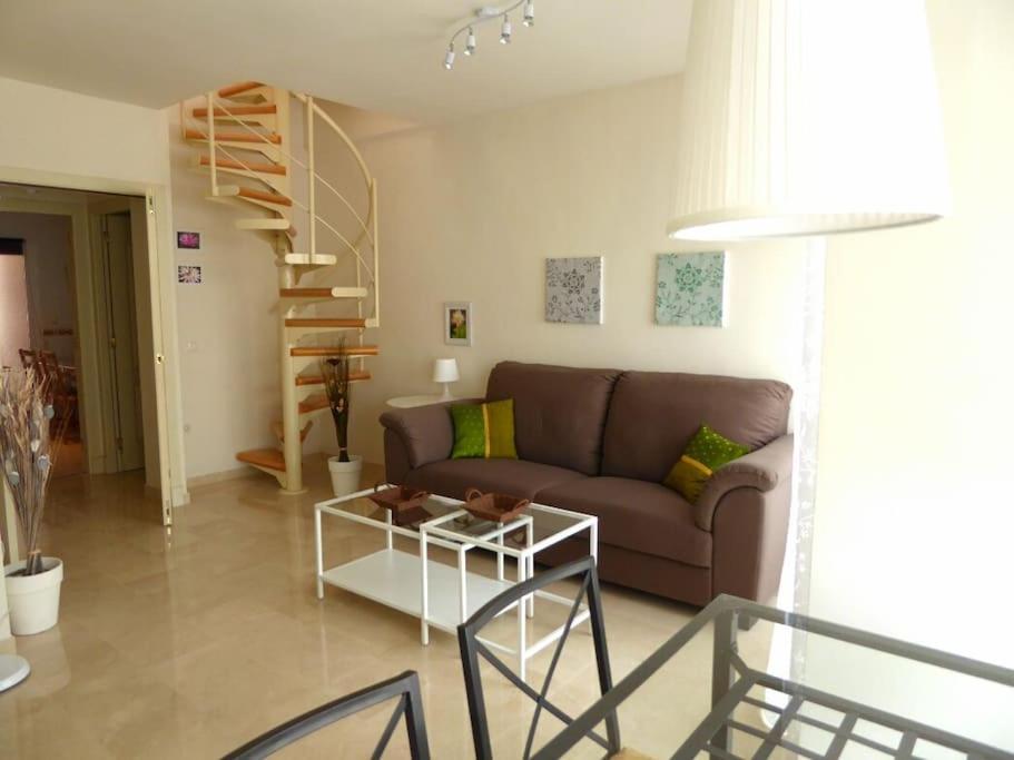 Atico Fresco Y Luminoso Con Aparcamiento Privado Apartman Nerja Kültér fotó